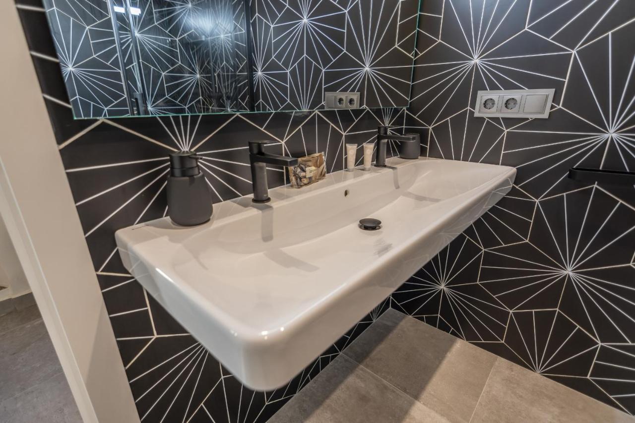 Trajano Premium Estudios By H Ayamonte Exterior foto